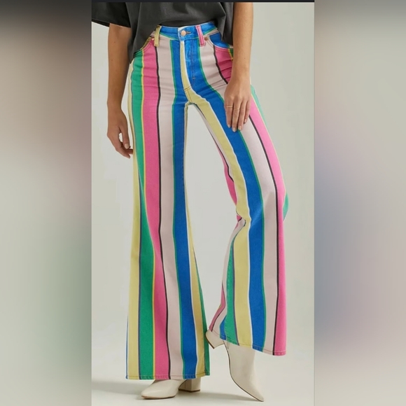 Wrangler Multicolor Wanderer High Rise Flare Striped NWT 30 Waist 34 Length - Picture 2 of 14